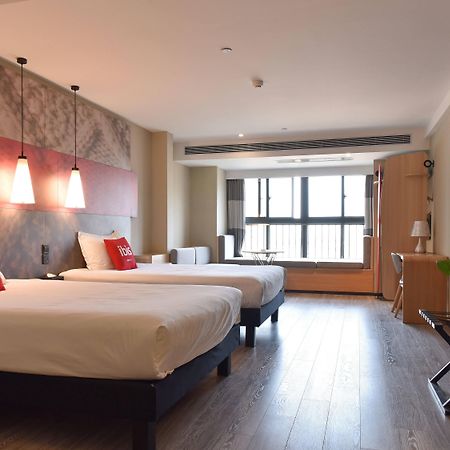Ibis Xi'An North Train Station Executive Center Hotel Екстериор снимка