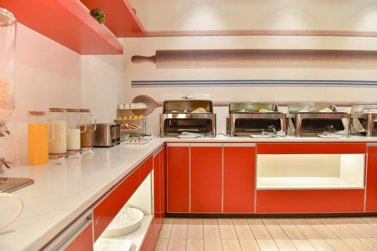 Ibis Xi'An North Train Station Executive Center Hotel Екстериор снимка