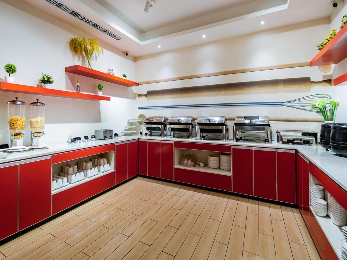 Ibis Xi'An North Train Station Executive Center Hotel Екстериор снимка